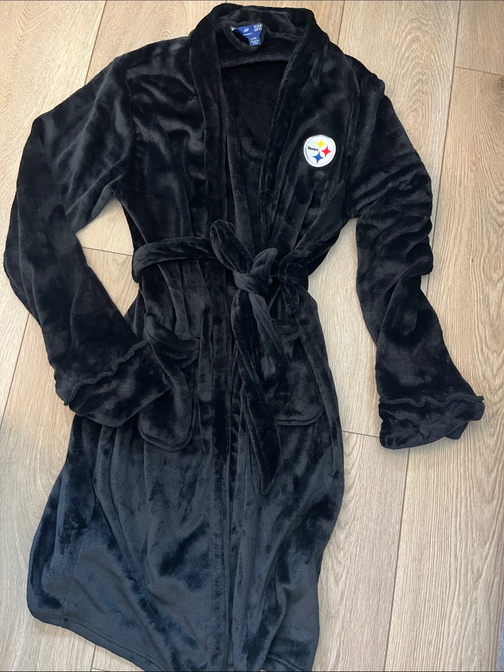 Steelers Plush Black Team Logo Robe with Belt